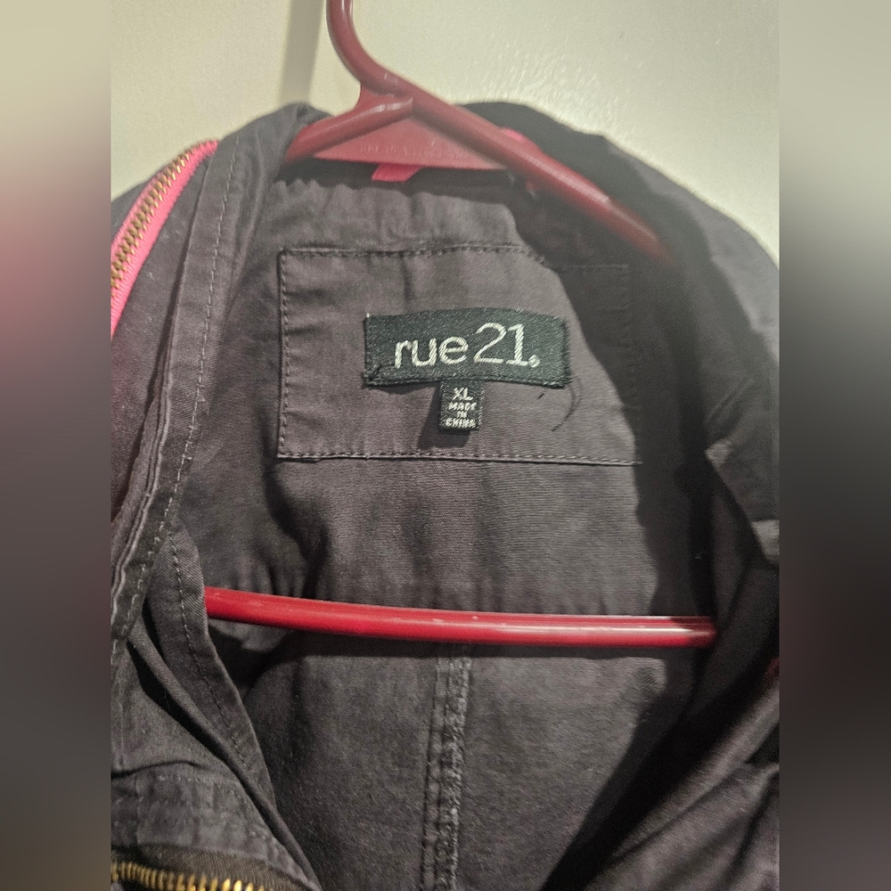 Jacket - Picture 2 of 3